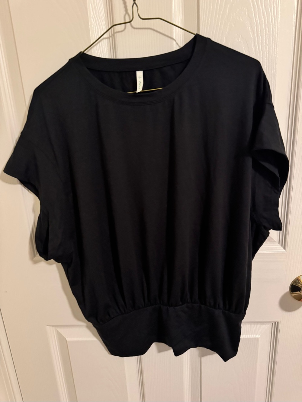 Large Halara Women’s Black Short Sleeve Blouson Top